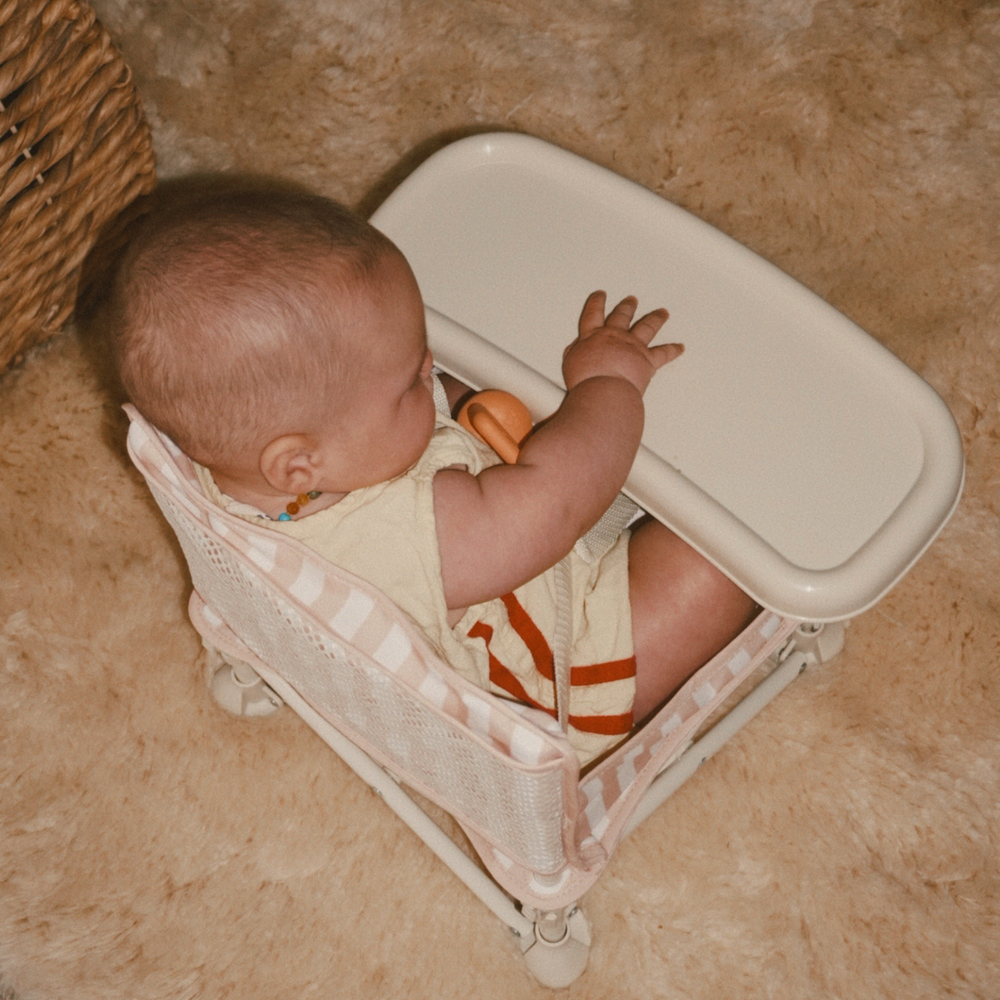 IZIMINI Baby Chair V2 — The Chair That Finally Gets Babies to Sit Still