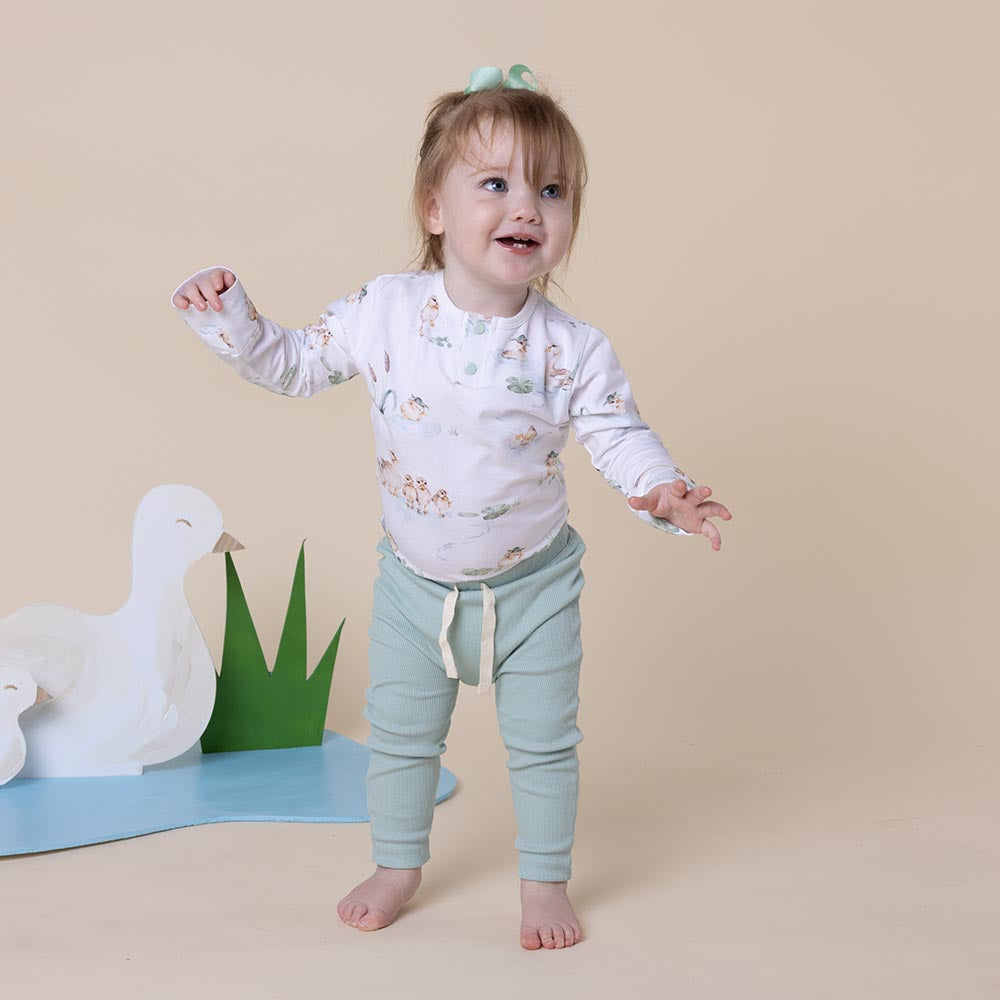Snuggle Hunny Long Sleeve Organic Bodysuit