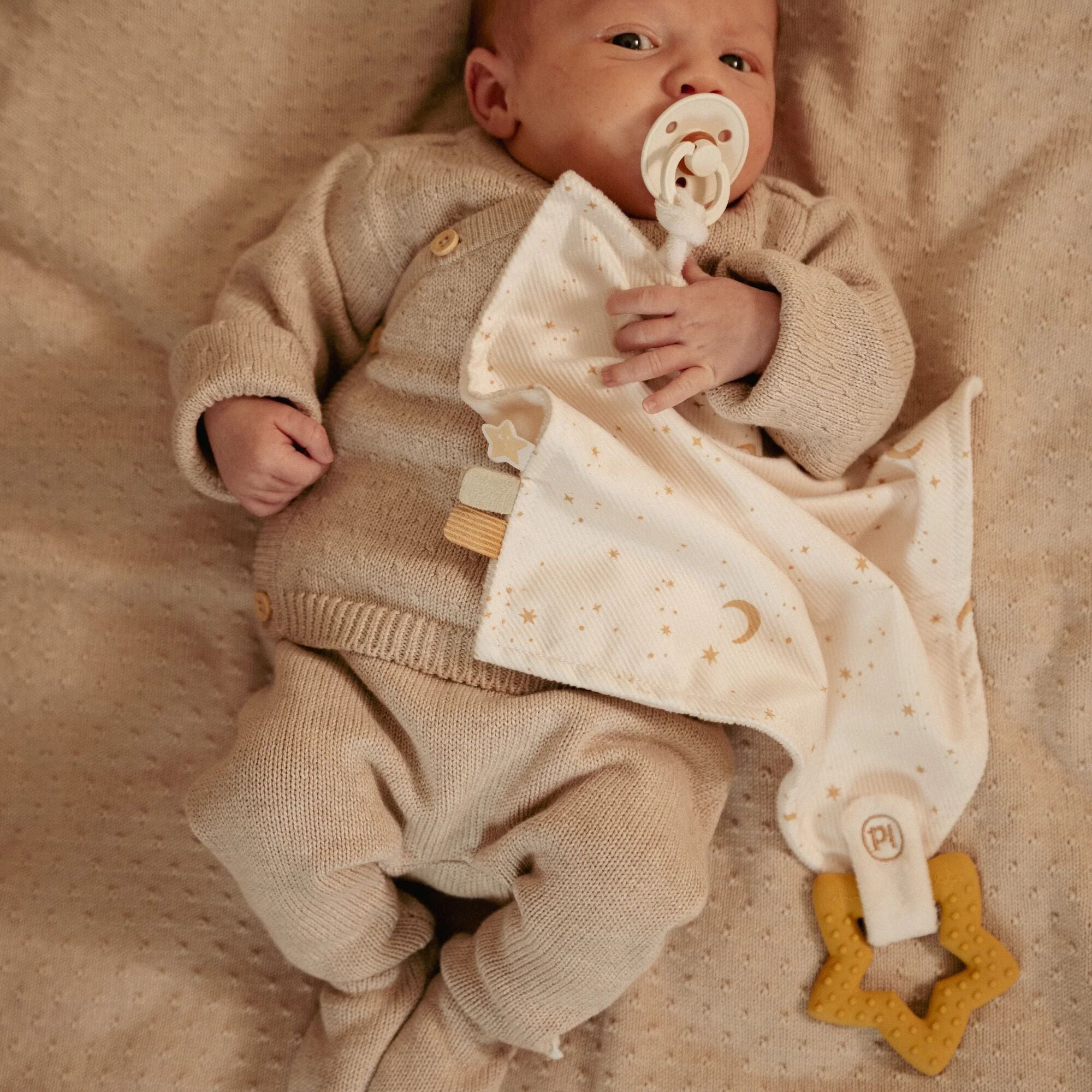 Cuddle Cloth with Teething Ring