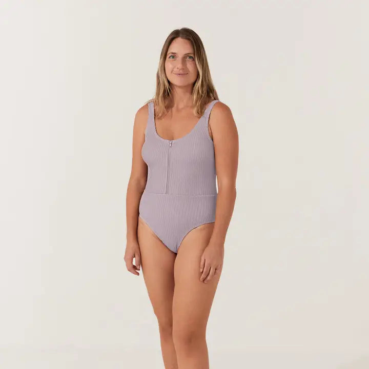 Curve One Piece