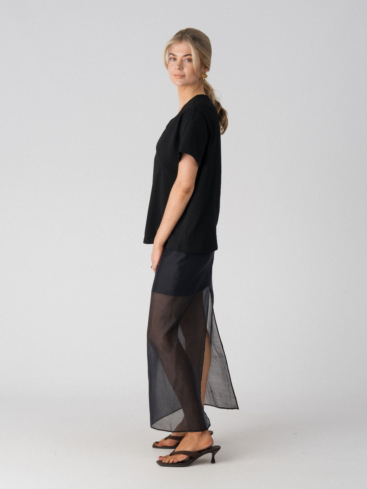 Avery V-Neck Tee with breastfeeding access