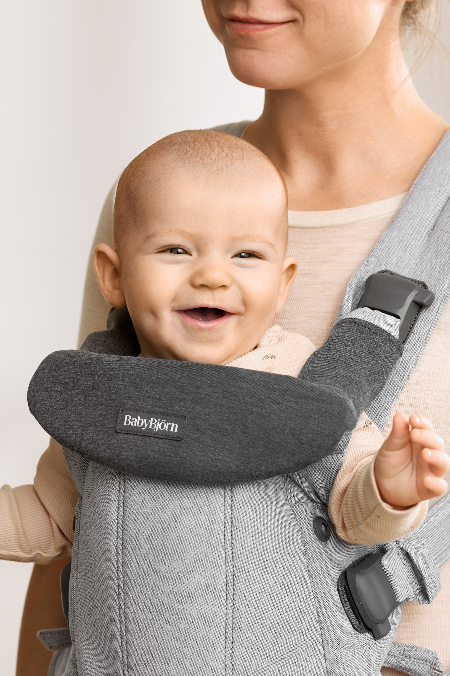 Baby Bjorn Bib for Baby Carrier Harmony
