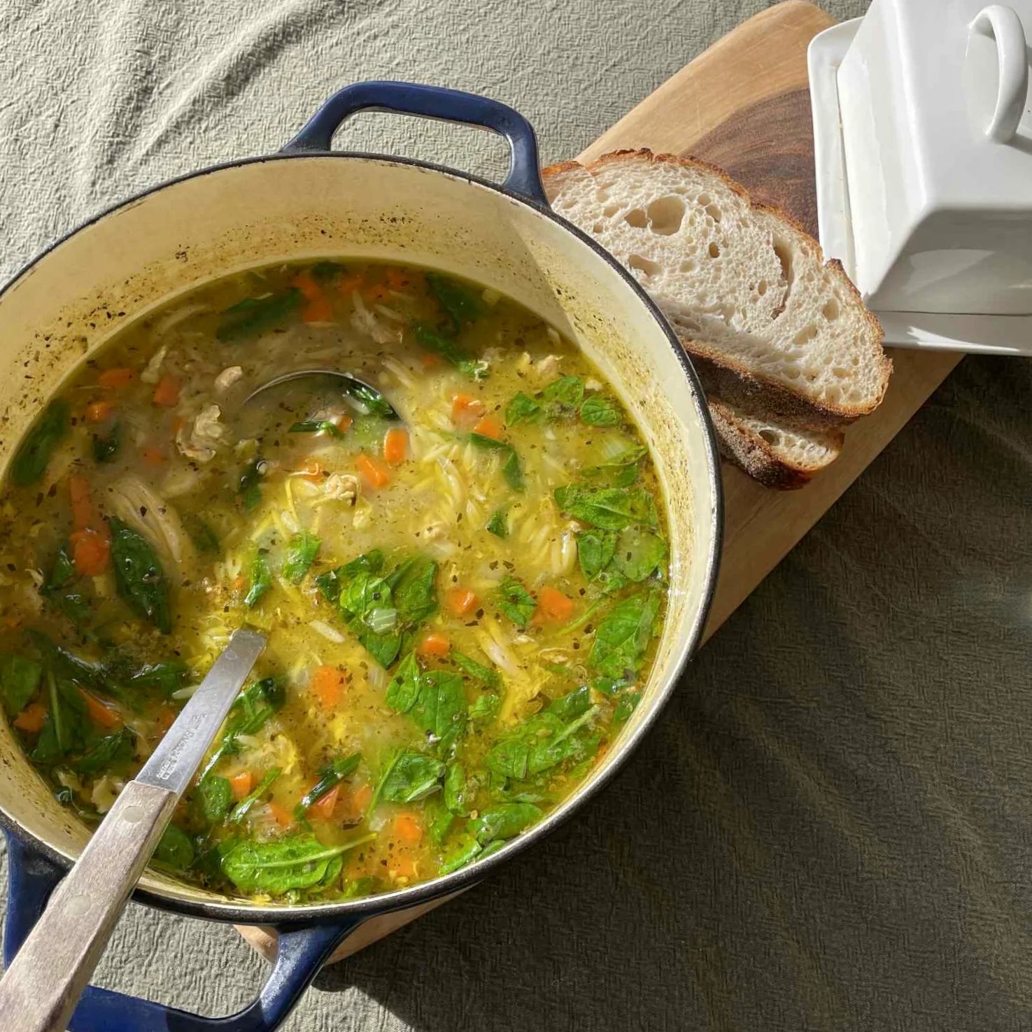 Free Range Chicken & Risoni Soup (df) 500g