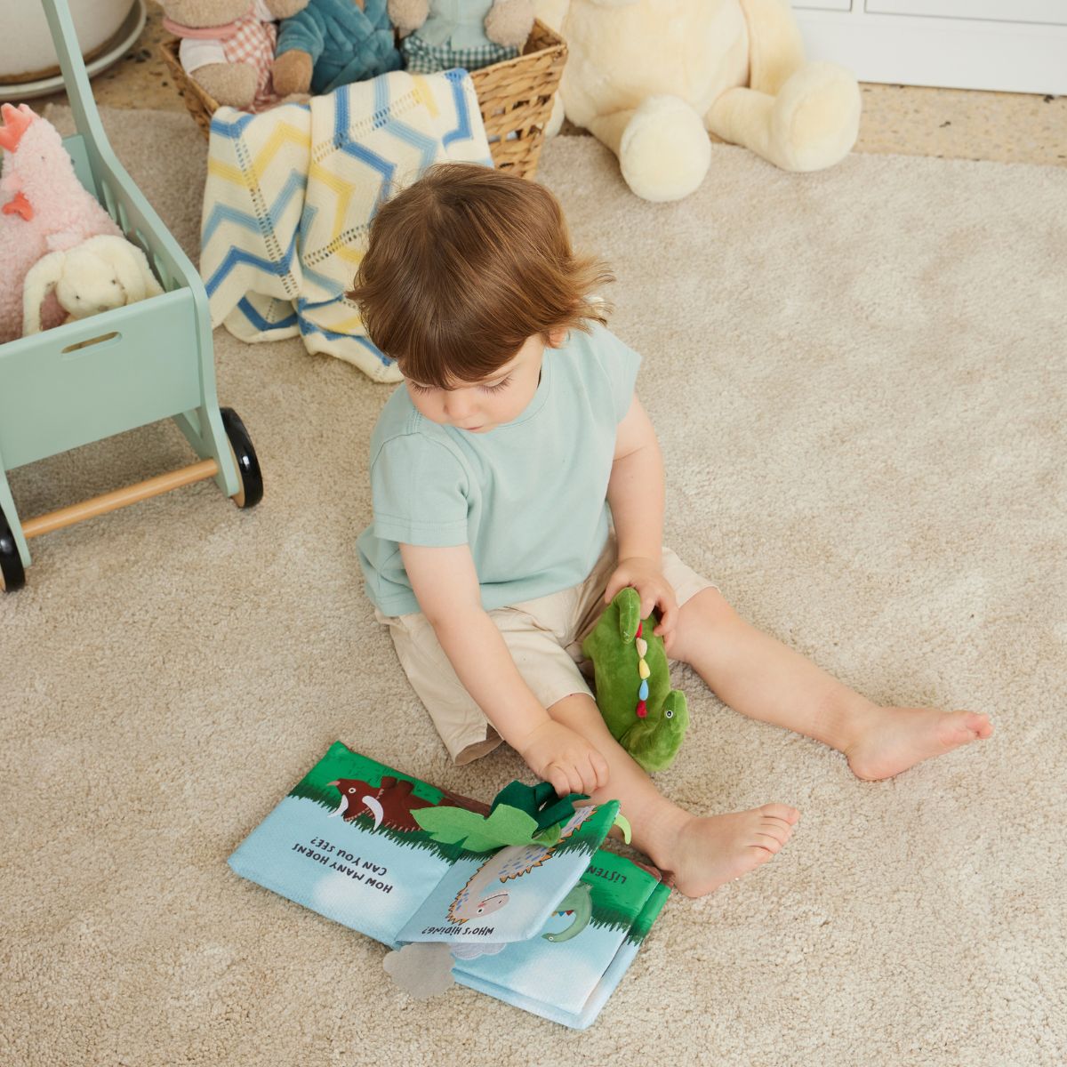 Jiggle & Giggle Dinosaurs Activity Fabric Book & Toy Set