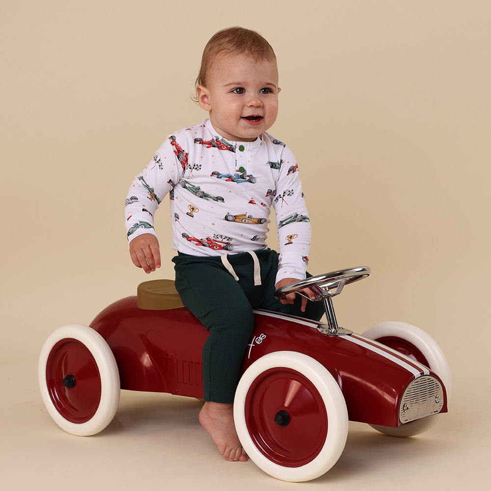 Snuggle Hunny Long Sleeve Organic Bodysuit