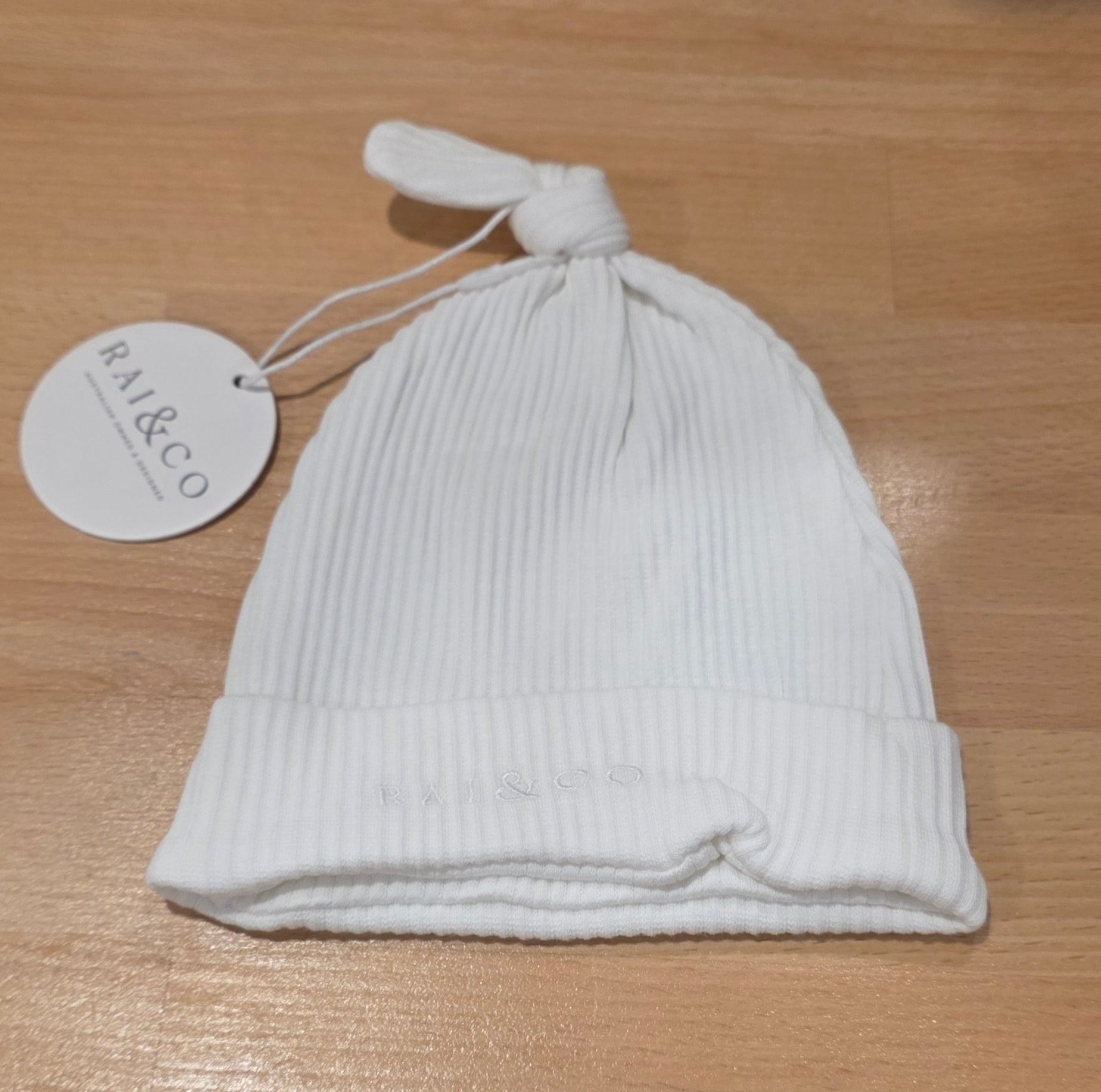 Baby Beanie Ribbed Knotted