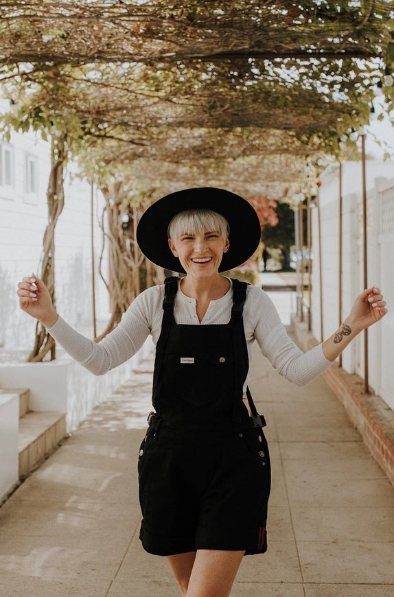 The Jet Shortie Mumsie