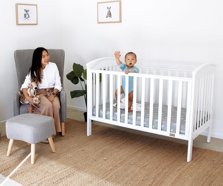 Babyhood Classic Curve Cot