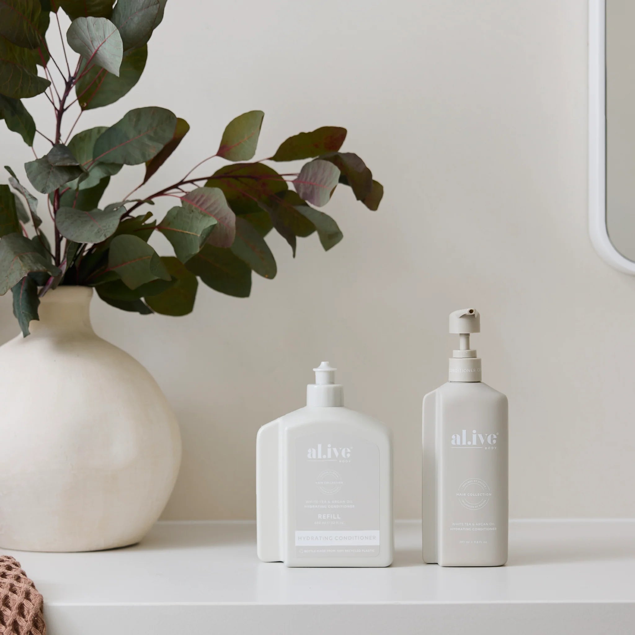 650ml conditioner refill white tea & argan oil