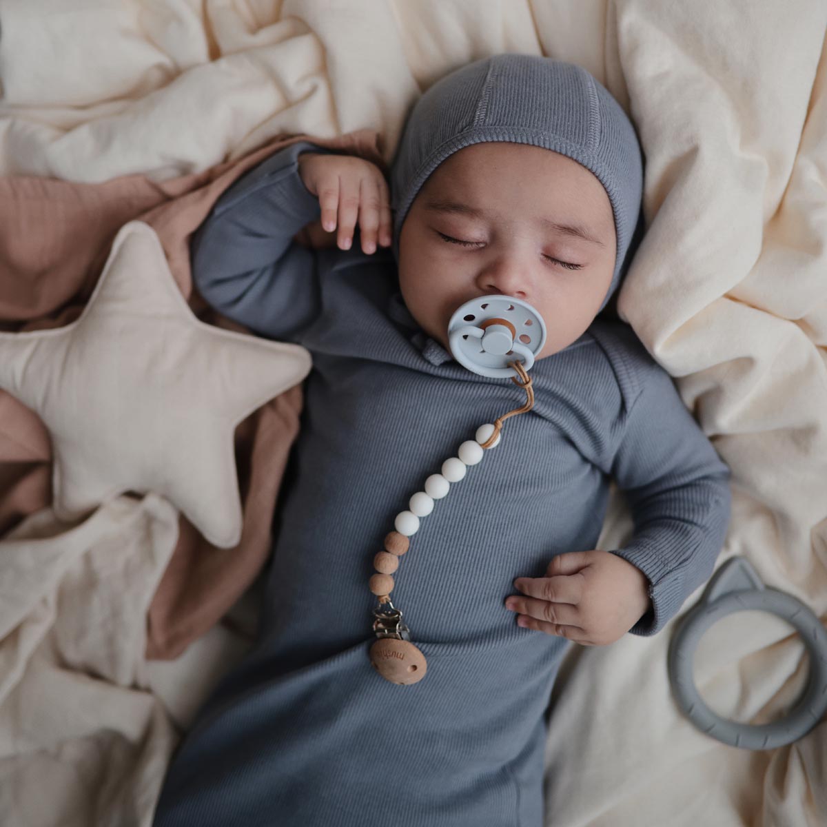 Frigg Moon Phase Pacifier Natural Latex