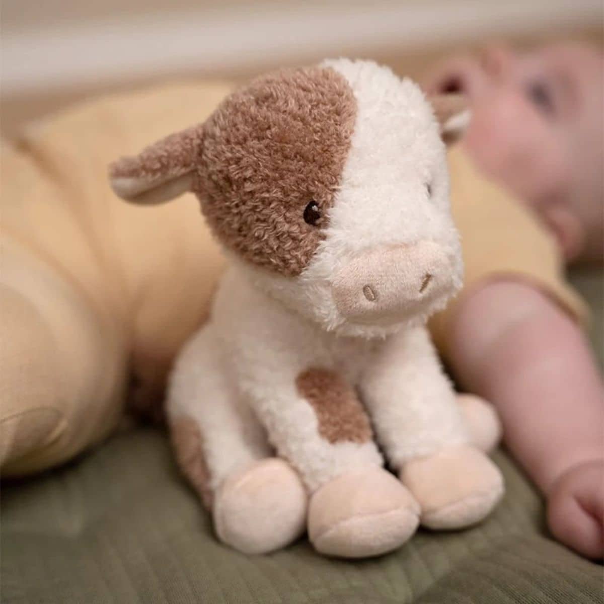 Cuddle Cow 17cm
