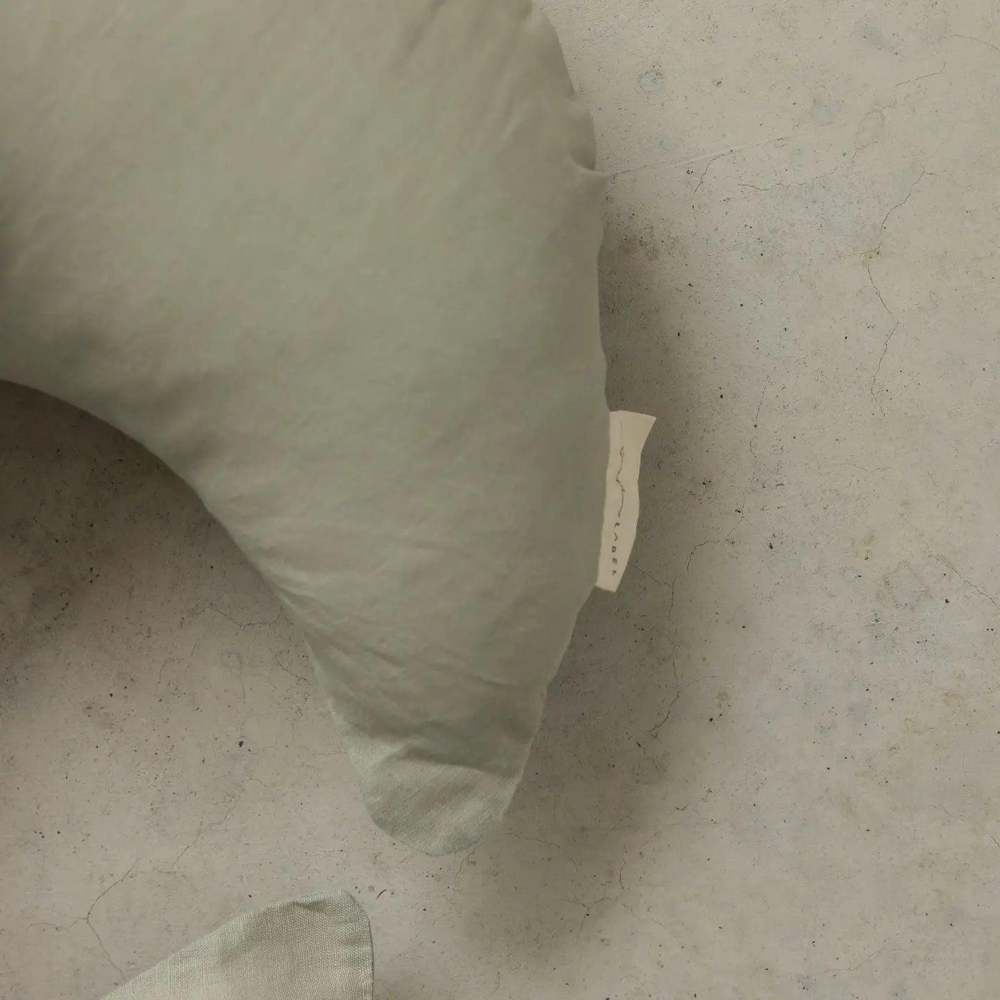 Linen Label Nursing Pillow and Cover – Moon Shape