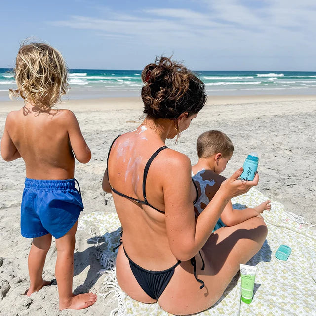 Refillable Sunscreen Roll-on Applicator (Empty)