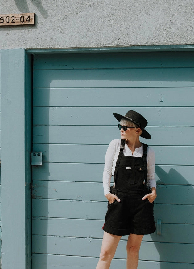 The Jet Shortie Mumsie