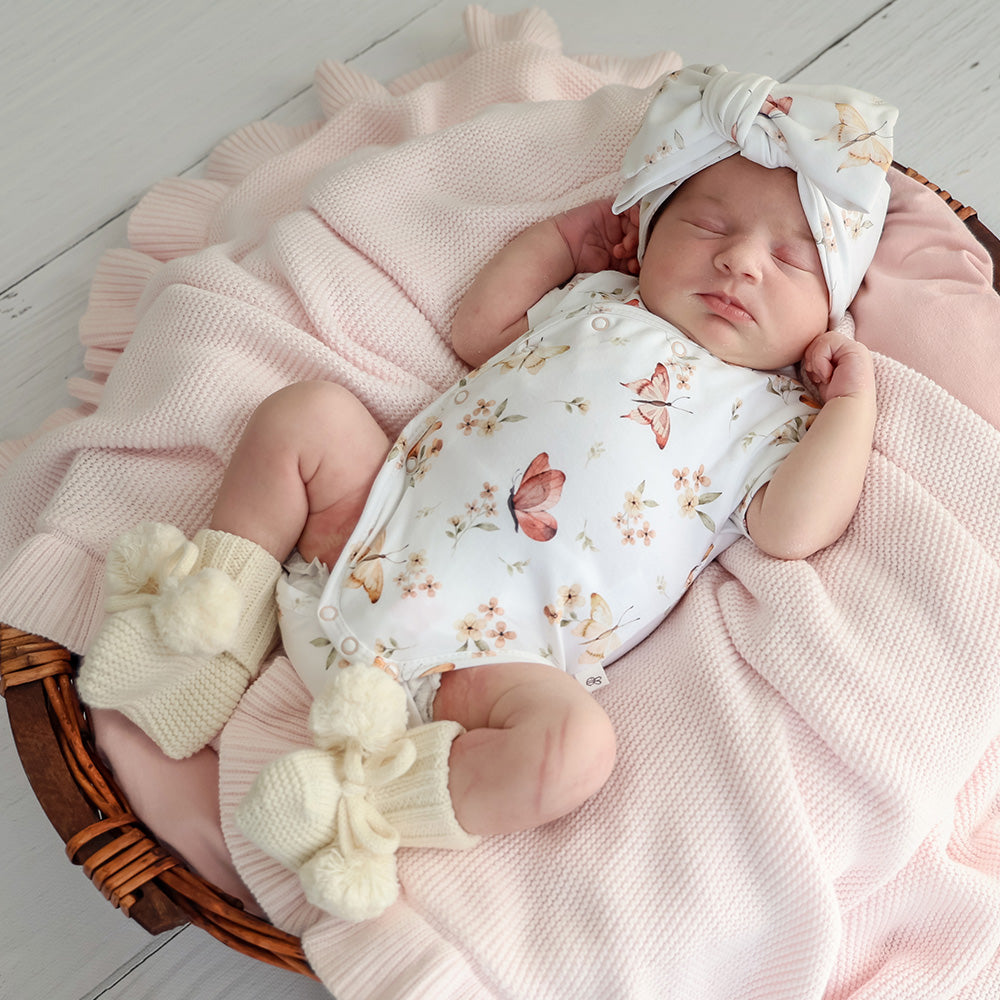 Snuggle Hunny Short Sleeve Organic Kimono Bodysuit