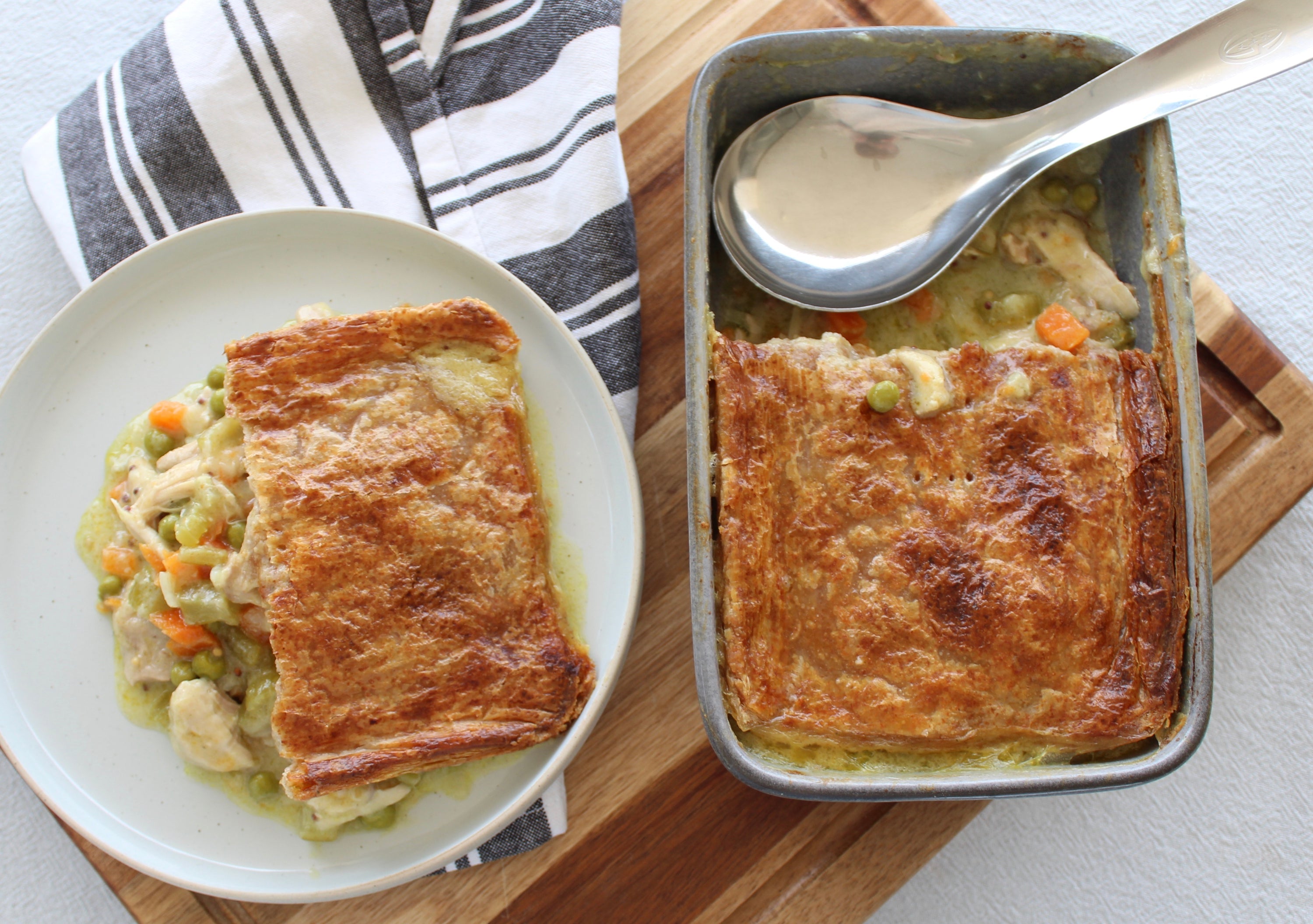 Free Range Chicken and Veggie Pie | 1.1kg | 3-4 serves