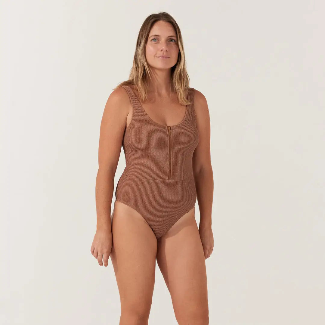 Curve One Piece